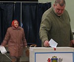 Papildināts – Rīta pusē liela balsošanas aktivitāte nav jūtama; pēc plkst. 11 – stipri augusi