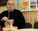 Amats māca pacietību