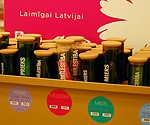 Labdarības projekts “Laimīgai Latvijai” padarījis laimīgākas 18 ģimenes