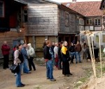 Veido darbus par tautas tradīcijām