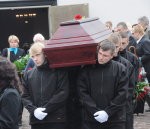 Atvadās no Mārtiņa Rozes