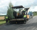 Priekules šoseja kļūst mazliet līdzenāka