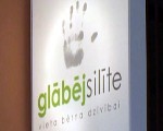 Grib aizliegt glābējsilītes, mediķi – pret