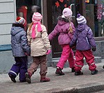 Izglītības iestādēs bērni slimo ar vīrusiem