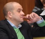 Smaka, vibrācija un piesārņojums tikai ap urbumu