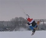 Kaitbordisti “vago” sniegu Tosmarē