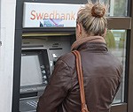Papildināts – Atjaunota “Swedbank” internetbankas un karšu darbība