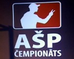 Cīnās par 300 latiem spēlējot “Akmens, šķēres, papīrīts”