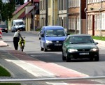 Zirņu iela namīpašniekiem jāuzpoš līdz veloceliņam