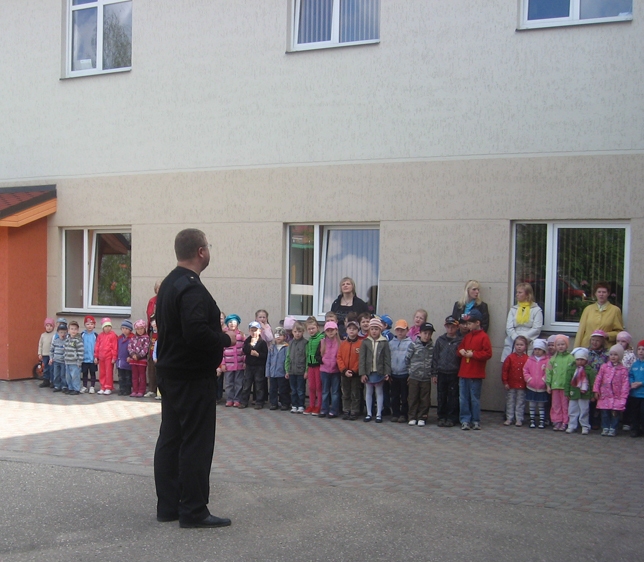 Bērniem gādās “Drošu vasaru”