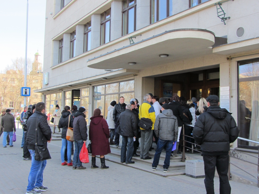 Papildināts (2) – Vakanču gadatirgus pulcē milzīgu interesentu pulku