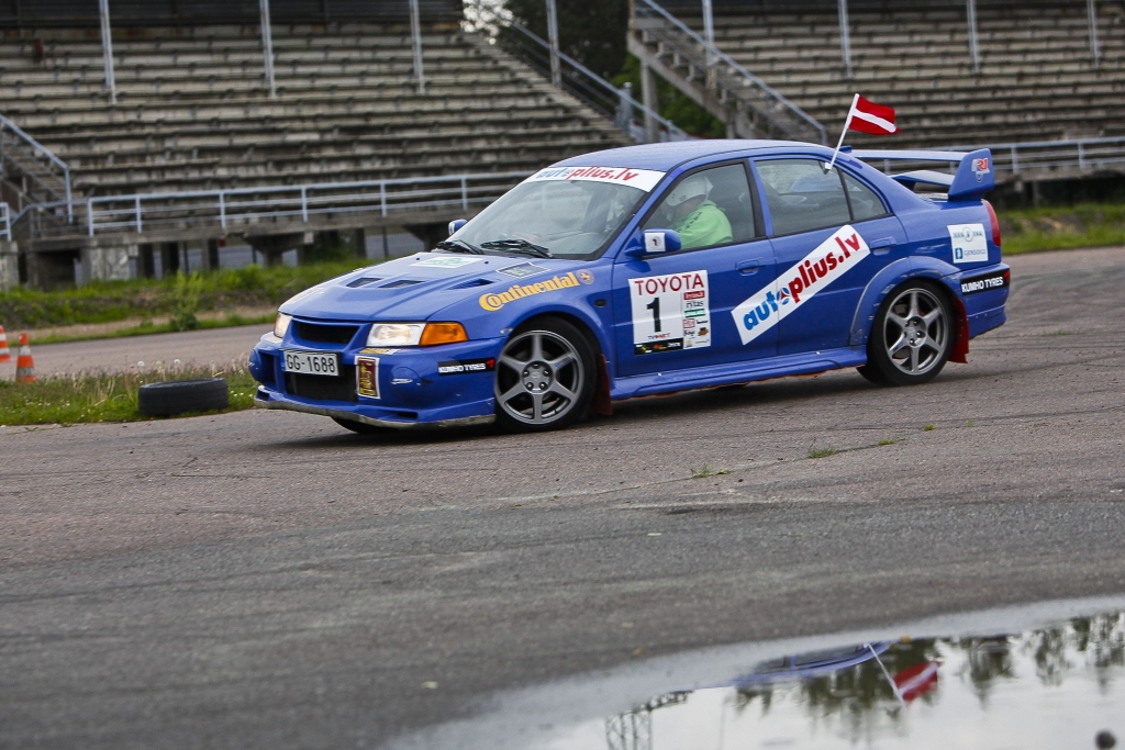 Rīt Liepājā ieripos žurnālistu rallijs