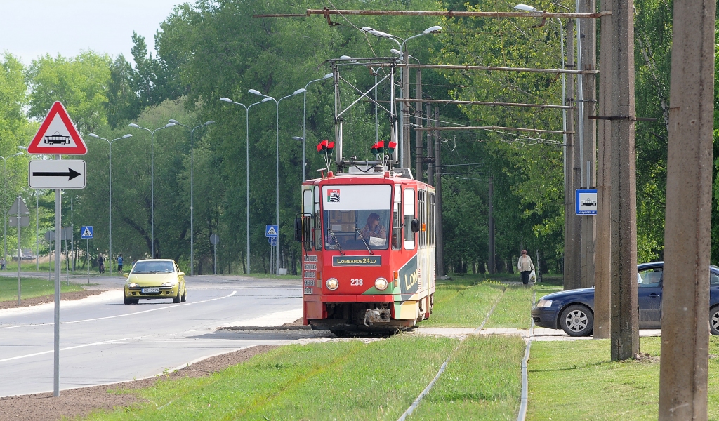 Svētdien no rīta un vakarā nekursēs tramvajs