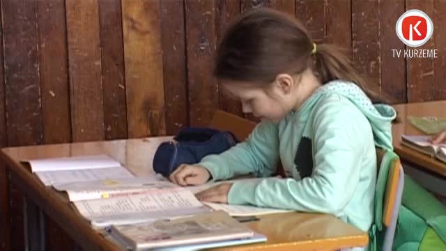 Liepājnieki pošas mītiņam par cienīgiem darba apstākļiem