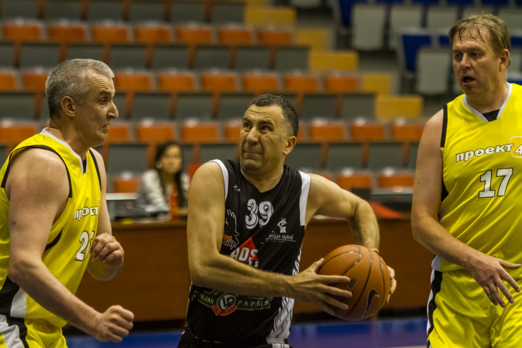 Noslēdzies starptautiskais veterānu basketbola turnīrs “Sport Hotel Cup”