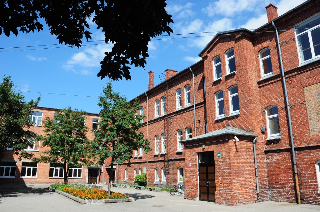 10.vidusskola piedāvās jaunu programmu vidusskolēniem