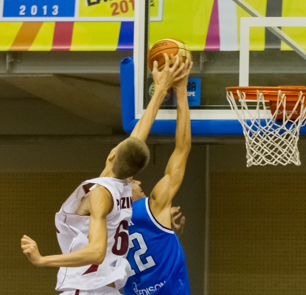 Porziņģis arī pēc Eiropas U-18 čempionāta otrā posma saglabā labākā metienu bloķētāja titulu
