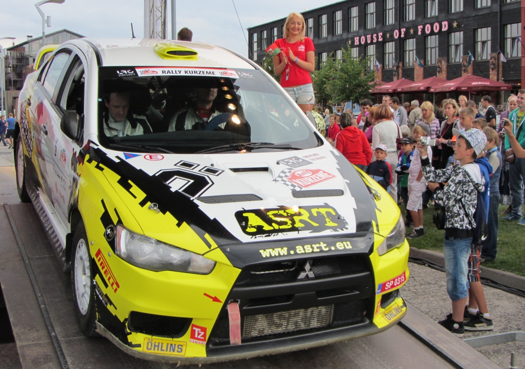 Rallija pirmajā dienā truimfē igauņi