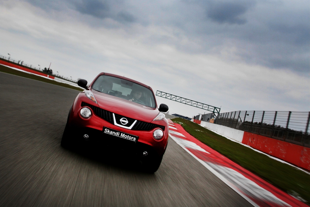 ”Nissan Juke” īpašniekus aicina piedalīties Ātruma Festivāla parādes braucienā