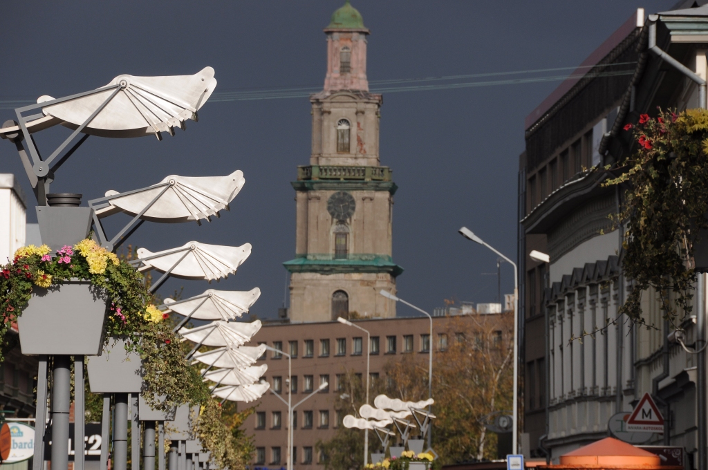 Apgaismojuma sistēmas modernizācijas projekts paveikts par 80%; iespējams, būs projekta pagarinājums