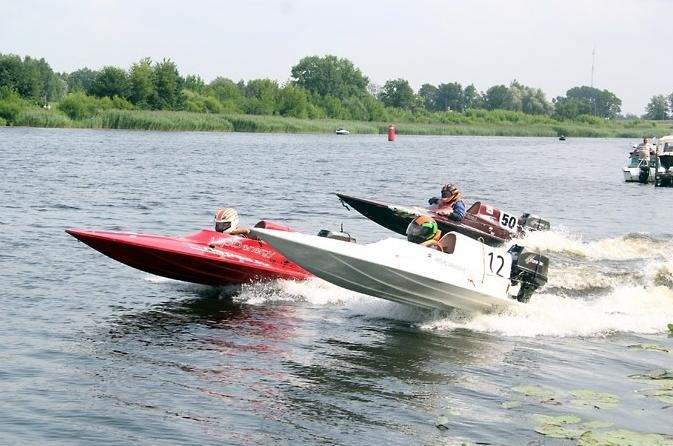 “UPB Energy” komanda turpina stiprināt pozīcijas