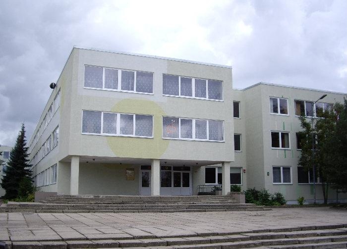 Piecām skolām pasniegs balvas par izciliem sasniegumiem mācībās