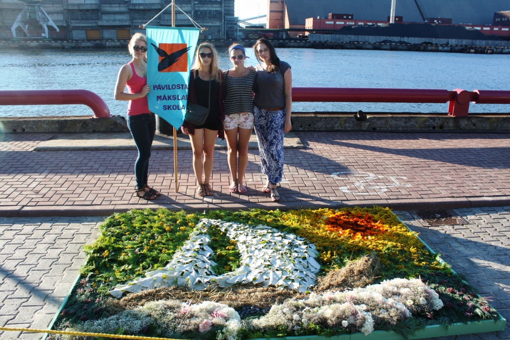 Pāvilostnieces plūc laurus festivālā Ventspilī