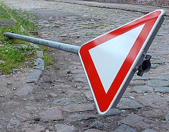 Aiztur vandāļus
