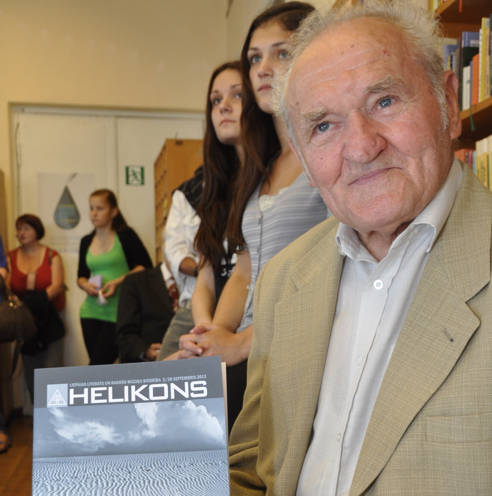 Septembra “Helikons” pie lasītājiem