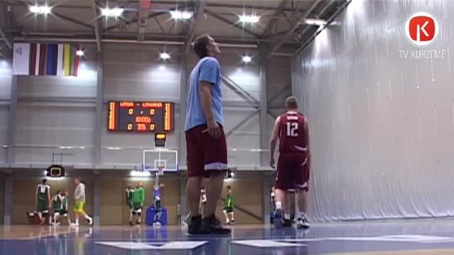 Baltijas valstu parlamentārieši tiekas basketbola laukumā