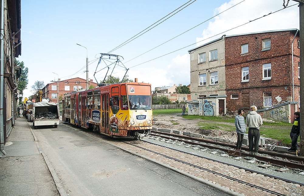 Tramvaja līnijas rekonstrukcija Kr.Valdemāra ielā ieiet finiša taisnē