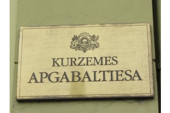Bijušā UPB akcionāra Hjorta prasību tiesa turpinās skatīt oktobrī