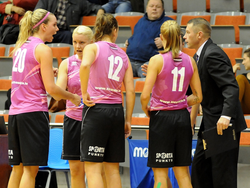 “Vega1/ Liepāja” piekāpjas BK “Cēsis” basketbolistēm