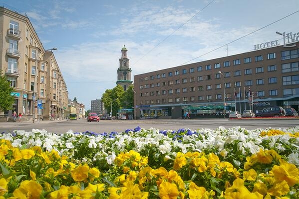 Par saņemto naudas balvu apzaļumos Jaunliepāju
