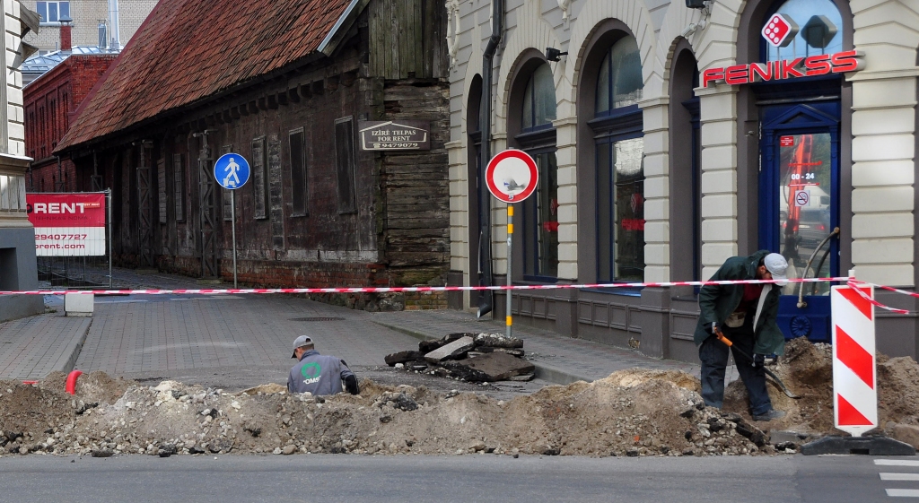 Atjaunotāji gaismai netiek līdzi