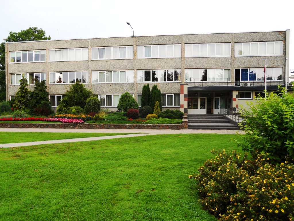 Visvairāk uztrauc ceļu stāvoklis