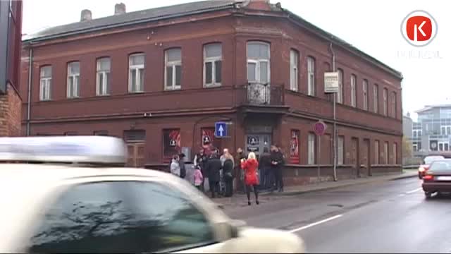 Bloķē legālo narkotiku veikala durvis