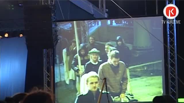 Svin Latvijas dzimšanas dienu