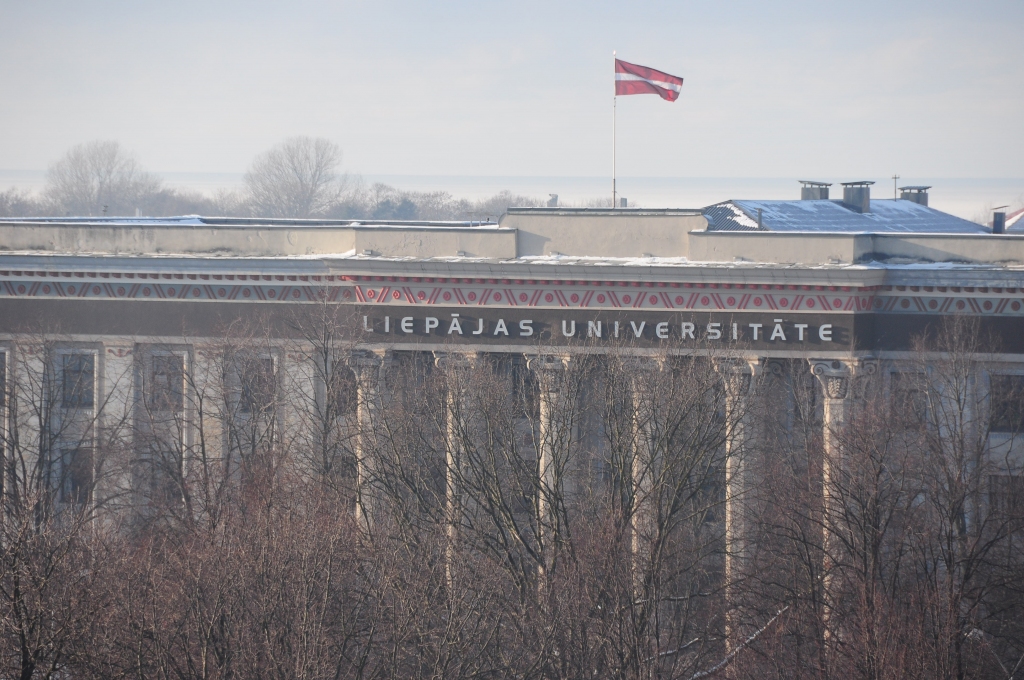 Universitāte aicina uz tikšanos ar SEB bankas pārstāvjiem