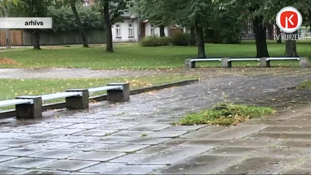 Liepājnieki vērtē Čakstes laukuma jauno izskatu