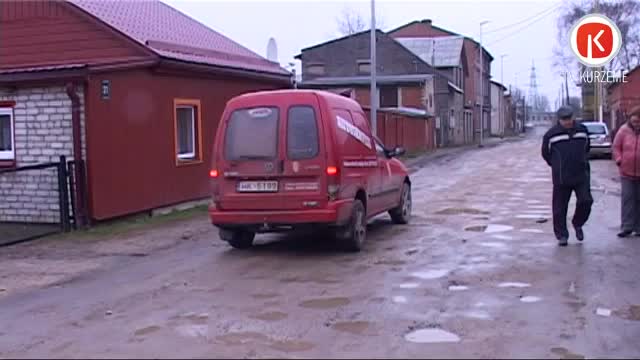 Jaunais grants segums jau vienās bedrēs