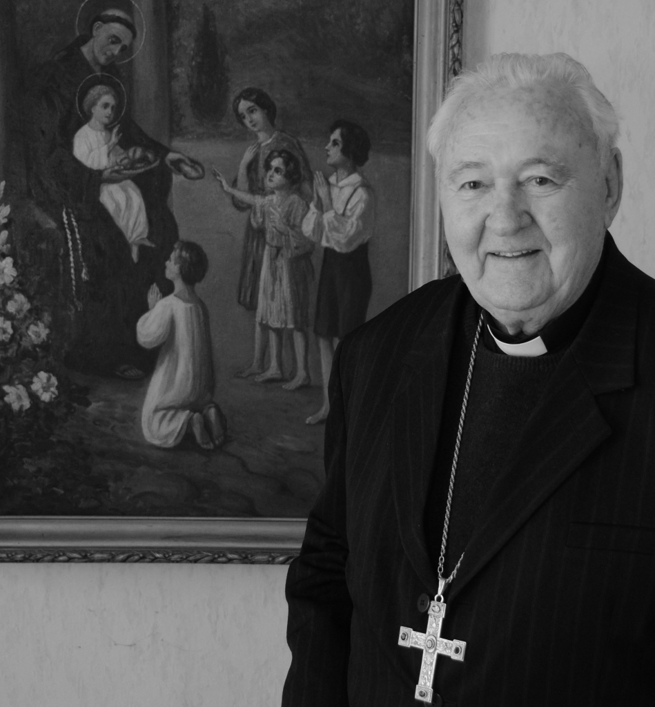 Mūžībā aizgājis emeritētais bīskaps Ārvaldis Andrejs Brumanis