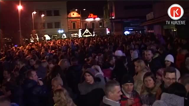 Gadumijā pie bankomātiem nelielas rindas