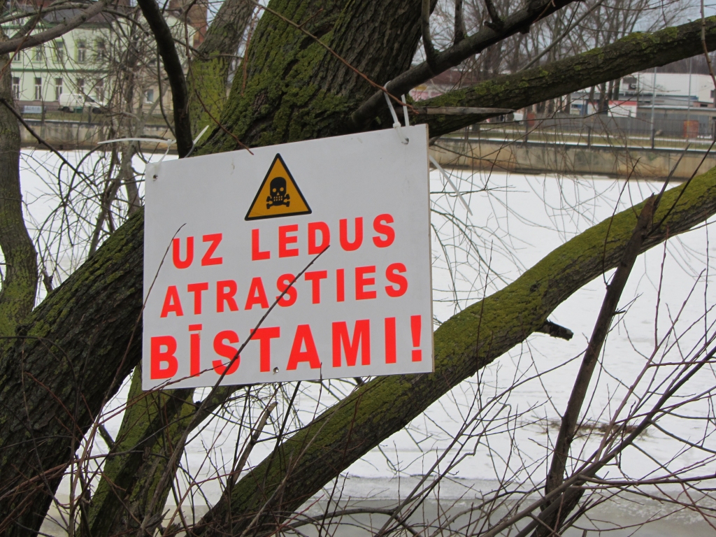Ledus vēl nav drošs