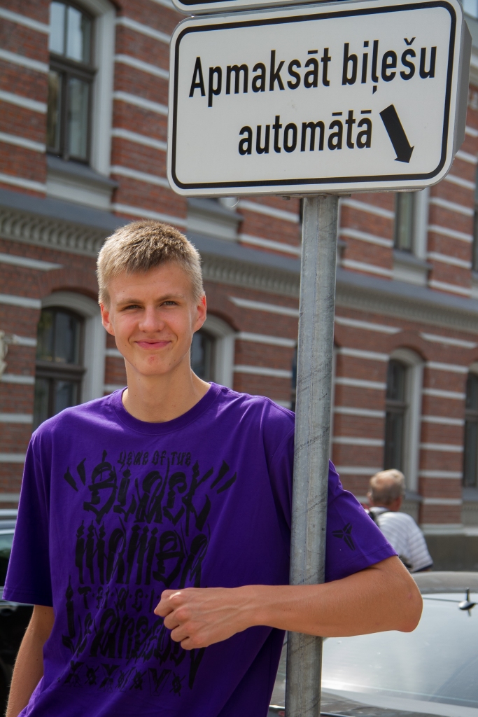 Kristaps un Mareks sekmē uzvaras