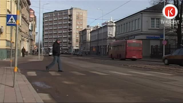 Iesaka – pasīvāk, balso – aktīvāk