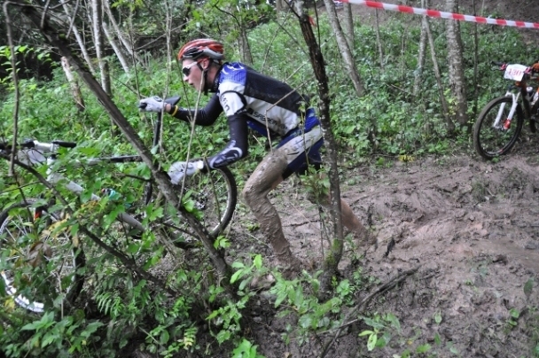 Sāk ar 69. un 75. vietu Francijā