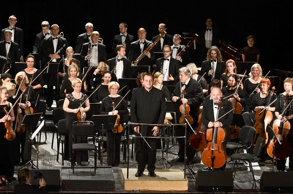 Sākas Starptautiskais pianisma zvaigžņu festivāls