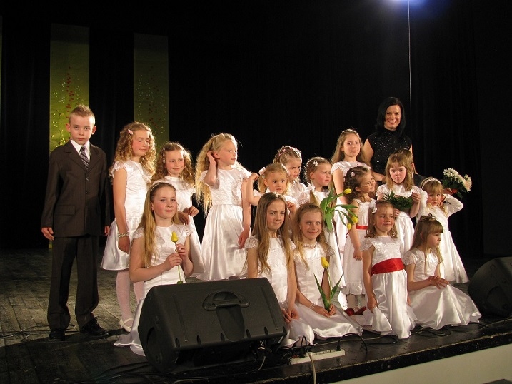Vokālā studija “Pērlītes” aicina uz jubilejas koncertu “Mums jau 5…”