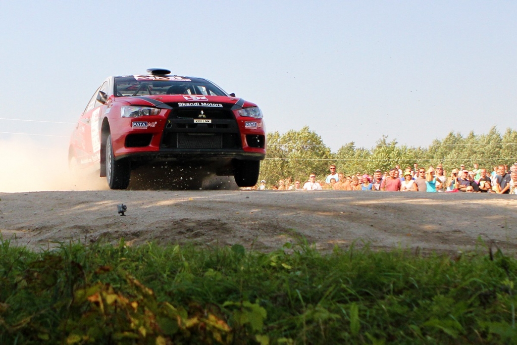 Rallijsprinta “Kalnamuiža 2014” dalībniekus sagaida ātri un gleznaini Kurzemes ceļi